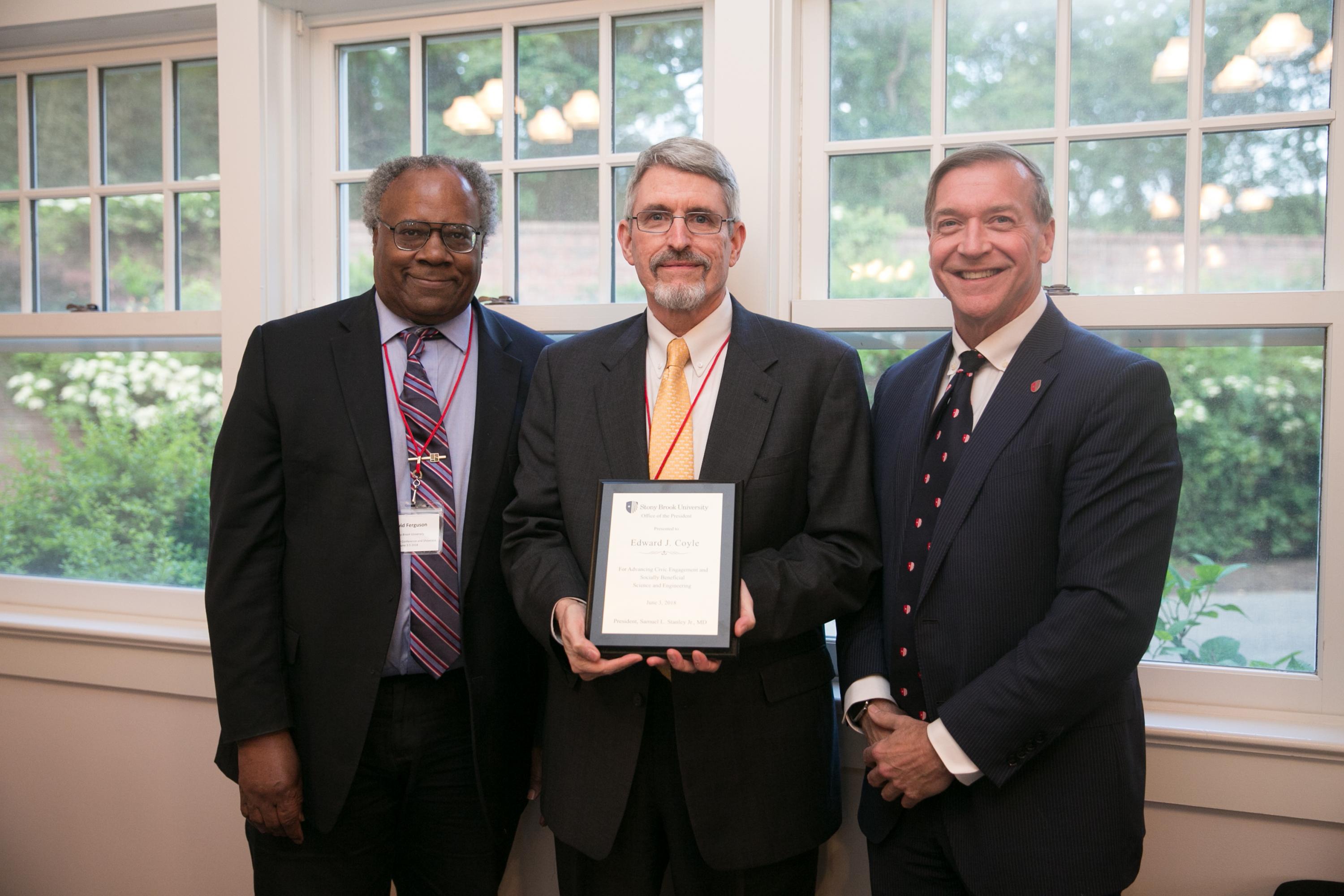 Edward J. Coyle presented with award at SUNY Industry Conference and Showcase